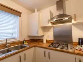 Charming Coastal Retreat – 1-Bedroom Flat in Blyth - Image 4