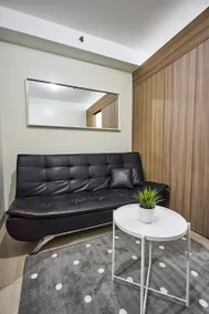 Cozy Condo near Mall of Asia - Image 2