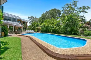 Noosa Apartment w/ Remote Office inc Fiber & Pool! - Image 2