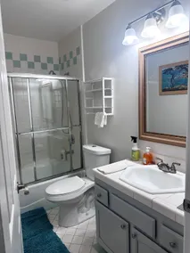 2 Bed 1 Bath Guest Suite in SF - Image 4