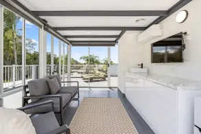 Bay View Rooftop Escape - Image 4