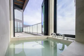 Stunning ocean views! Luxury private villa with spacious terrace for barbecue and hot springs - Image 3