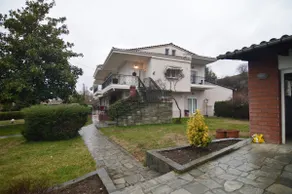 Nestoras Comfortable Stay - Private Parking - Image 3