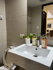 1BR Condo Near Venice Canal & BGC with Great View - 20k - Image 4