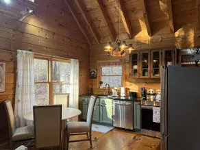 Cozy Creekside Cabin - Image 4