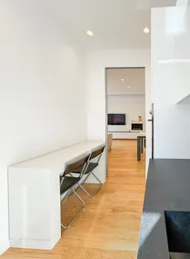 Downtown Porta Nuova – Luxury Apt - Image 3