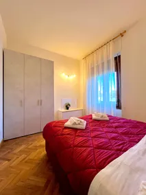 New! 10 minutes from Ponte Vecchio - Image 4