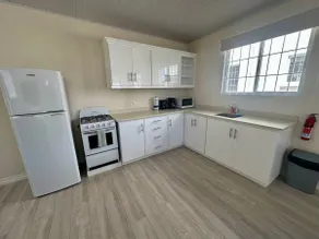 Island Life Apt 7 - Image 3