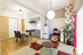 Nagoya/Sakae Direct Access | Free Parking | Spacious 45 m² | Maximum 5 Guests | Modern Private Space - Image 2
