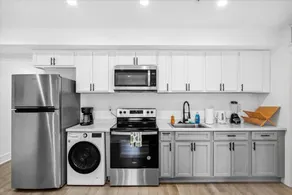Petworth Urban Stay with Balcony and DC Views - Image 2