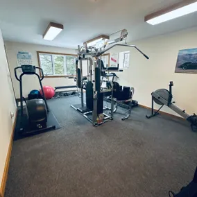 Relax & Recover Retreat | Hot Tub + Sauna + Gym - Image 5