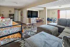 Rainbow Ranch Home: No Step Entry in Williamstown! - Image 5