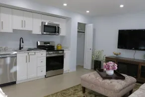 Ground Level, 2 Bed Room Legal Suite, Langley - Image 3