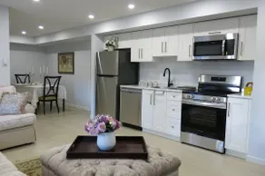 Ground Level, 2 Bed Room Legal Suite, Langley - Image 2