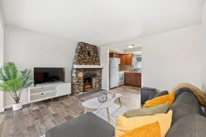 Pet Frndly Lake House w/Fireplace & Fire Pit W/D - Image 2