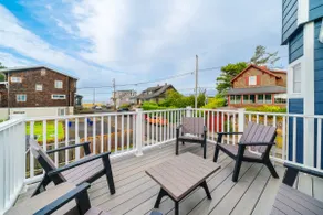 NEW! Seaside Castle | Beach | Promenade | Hot tub - Image 3