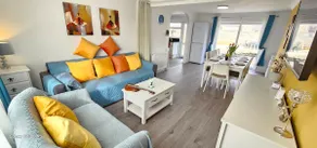 Relaxing & Accessible Family Escape by the coast - Image 5