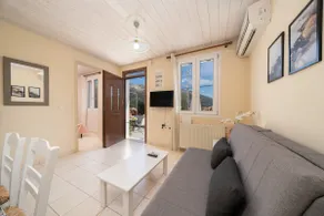 Eva's Family Cottage in Makryotika Village! - Image 2