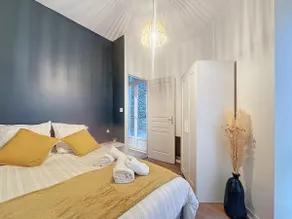 City Center Apartment in Fougères - Image 2
