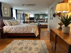 Meadow Suite | Mountain Views & Sauna - Image 2