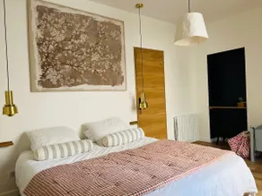 Luxurious 2-bedroom hypercenter + Parking - Image 4