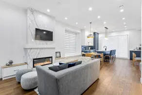 Brand New Luxury Home in West Vancouver | 10 min drive to YVR & UBC & Downtown | Central Air Conditioning + Free Parking - Image 4