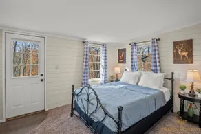 Picturesque Cabin|historic+serene+fireplace+wifi - Image 3