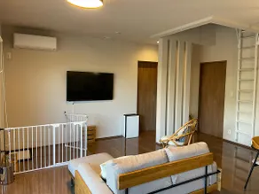 -HITOTOKI- Room A: Spend time with family, pets, and no one else - Image 4