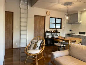 -HITOTOKI- Room A: Spend time with family, pets, and no one else - Image 3