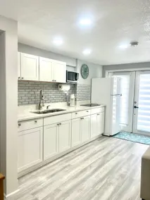 Coastal Shelter with Private Patio + Kitchen + W/D - Image 3