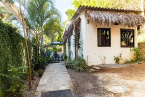 Casitas Estrella | Pet-Friendly Garden Casita w/AC - Image 3