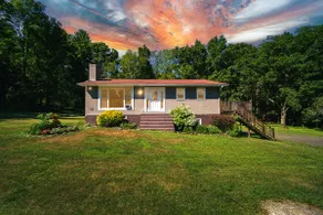 Tranquil Retreat in Kerhonkson - Image 2