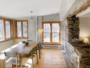 Modern Catskills Retreat with Firepit - Image 5