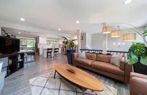 Modern Upper 3BR/2BA | EV Charger | Private Entry - Image 2