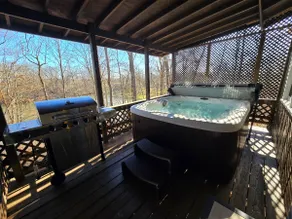 Mighty Duck At Heron Hill Retreat Hot Tub On Lake! - Image 5