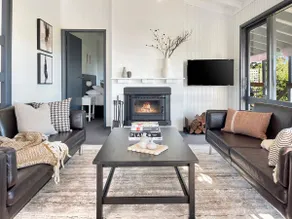 Clifftop cottage escape with breathtaking views - Image 4