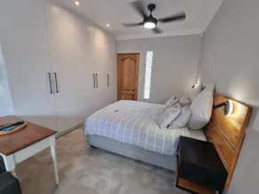 Saxon Guest Cottage Suite - Image 4