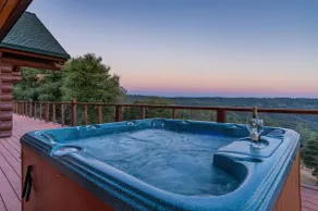 *NEW* Black Horse Lodge - Image 2