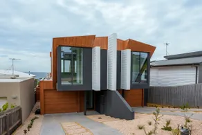 Bayview Coastal Retreat – Modern 3BR Home - Image 4
