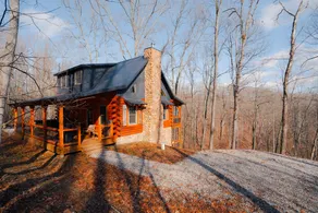 Secluded Hocking Hills Cabin with Hot Tub - Image 3
