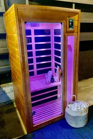 Walk to Frisco Private Sauna-Beautiful Design 4Bed - Image 3