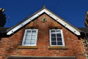 Cosy Modern Pretty Country Cottage - Image 3