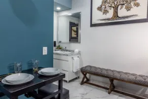 Aptt for 2 / Queen / A/C and Kitchen · Zapo Center - Image 2