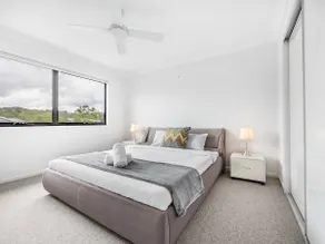 1min to Shop! BrandNew 4BR Modern Home Central A/C - Image 3