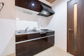 Close to Nagoya Dome! 10 minutes by train to Sakae, 12 minutes to Nagoya Castle! One free parking space! There is a dryer and bathroom heater. - Image 4