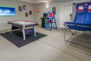 3BR Family Escape with King Bed, Game Room & EV - Image 5