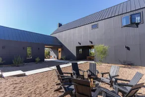 Modern Hill Country Guest House - Image 2