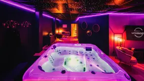 Luxury Private Wellness Accommodations in Cognac - Image 2