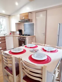Cozy 40 m² (431 sq. ft.) home, fully equipped, comfortable, quiet, 3 bedrooms, 2 bathrooms, 2 WCs - Image 4