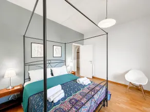 Belvedere three-room lake view - Image 4